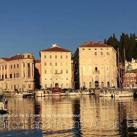 Seafront Apartment Ai Fari Piran Exterior photo