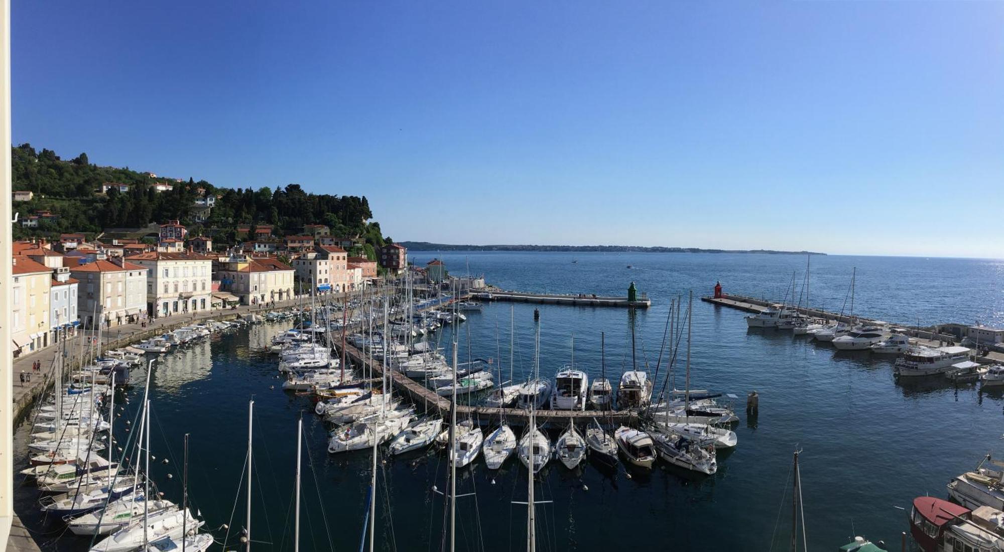 Seafront Ai Fari Piran
