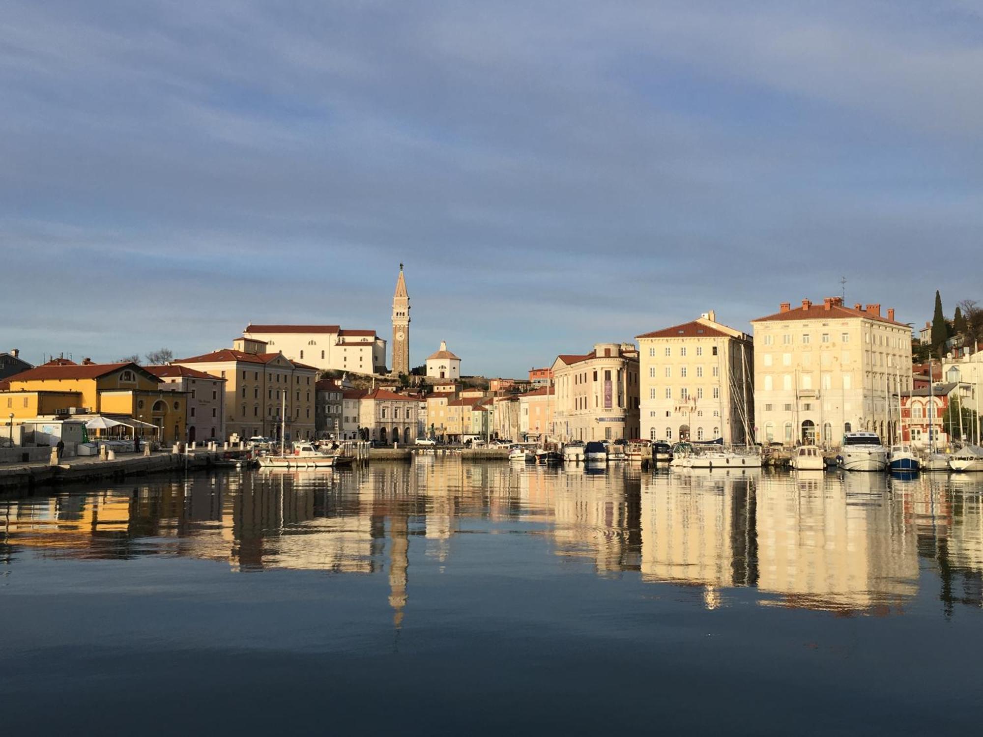 Apartment Seafront Ai Fari Piran